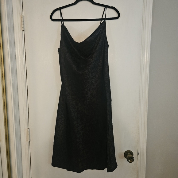 Kittenish Black Cowl Neck Midi Dress Medium - Picture 3 of 7